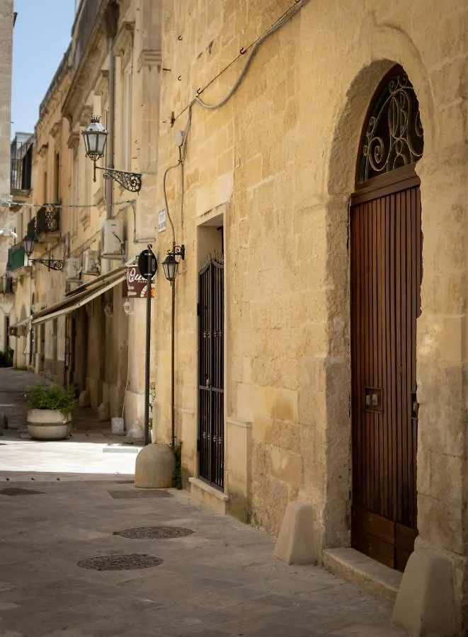Palazzo Della Contessa - Suites & Breakfast Lecce 0*,  Italia